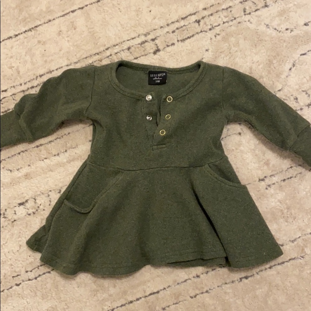 Iittle bipsy green sweater dress